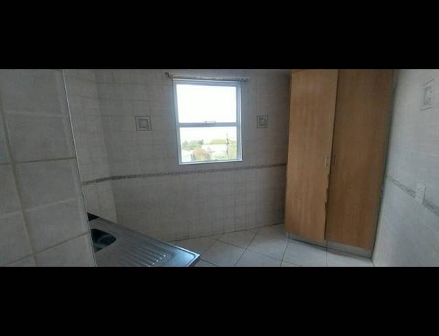 3 BEDROOM APARTMENT FOR SALE IN PRIMROSE HILL